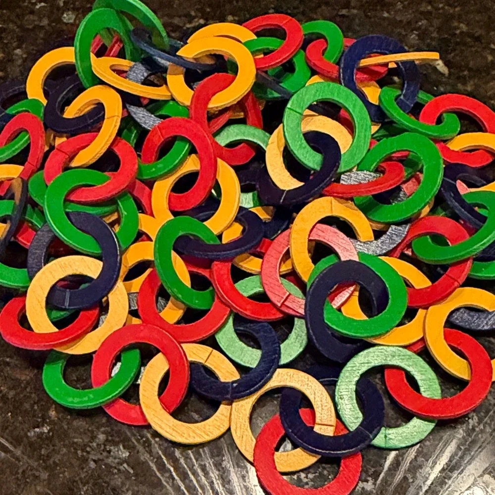 Fun Wooden Rainbow Chain Garland - Multicolor Home Party Decor